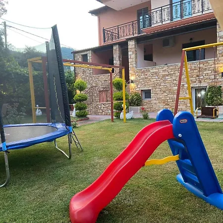 Anna Paradise Affittacamere 3*