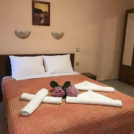 Anna Paradise 3* Szkála Potamiász