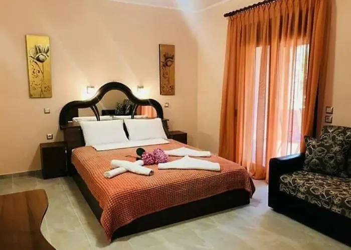 Anna Paradise Pensionat 3*